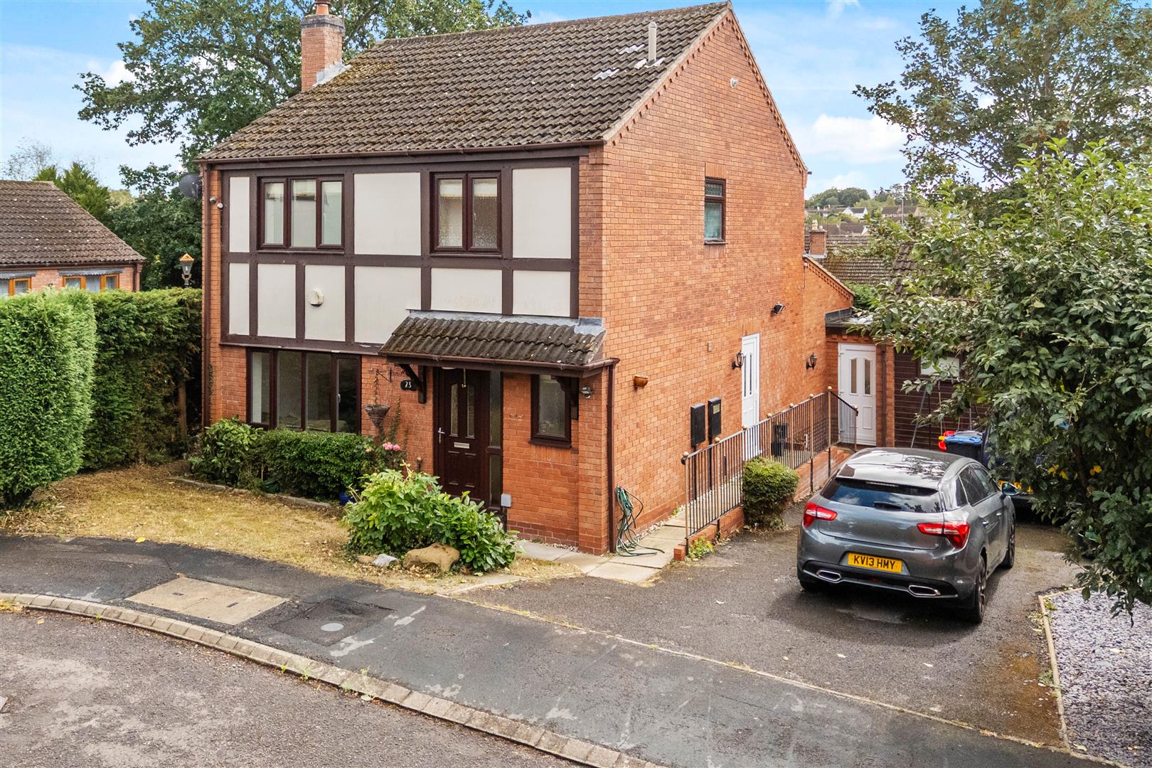 Overslade Manor Drive, Rugby